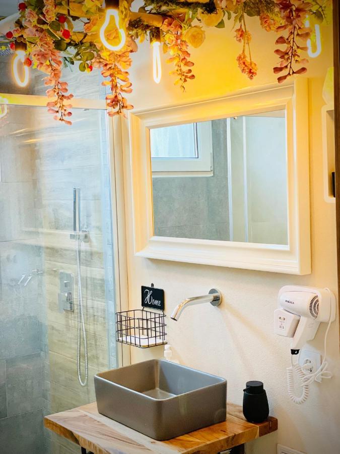 Best Place To Stay-Self Check In-24H レシツァ エクステリア 写真