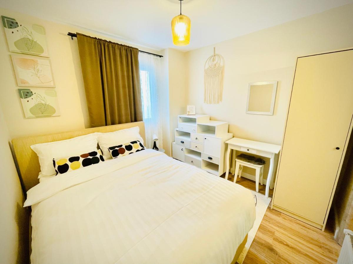 Best Place To Stay-Self Check In-24H レシツァ エクステリア 写真