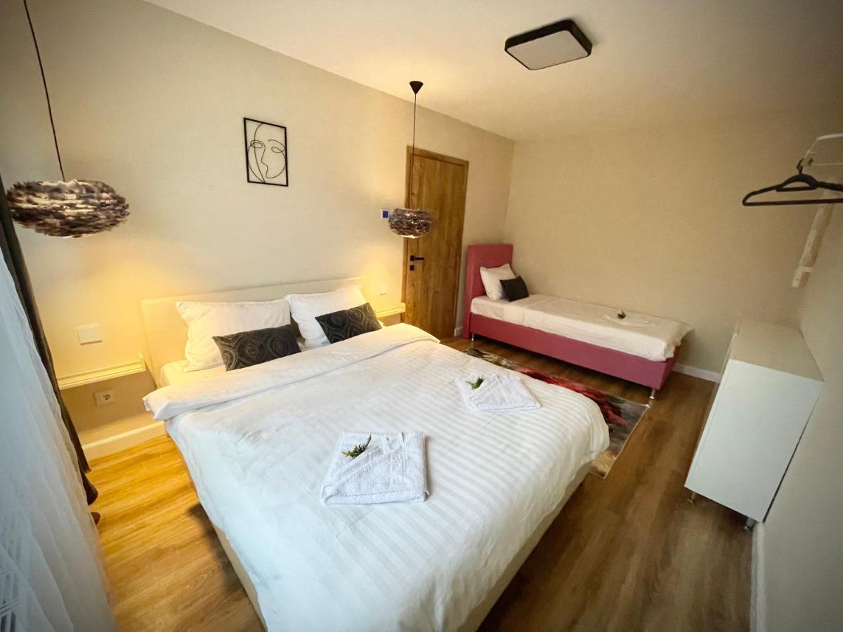 Best Place To Stay-Self Check In-24H レシツァ エクステリア 写真